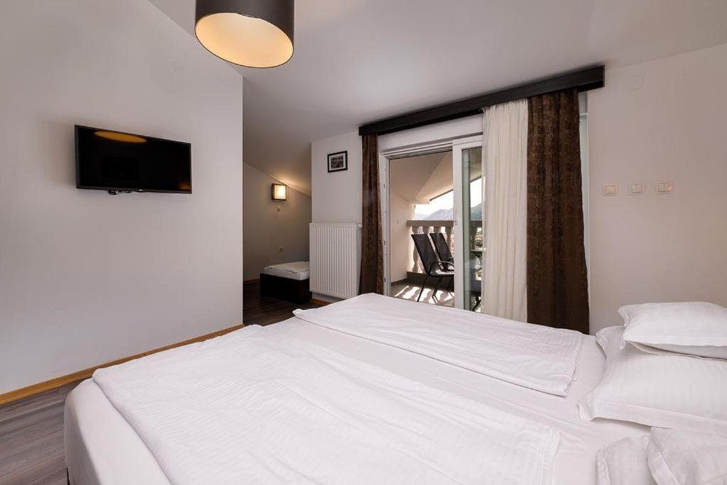 Bed & Breakfast Dosen III Baska  Bagian luar foto